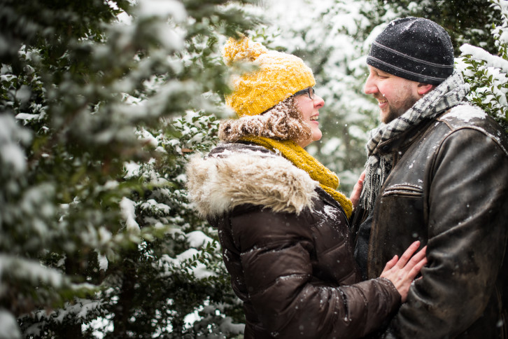 Marianne & Paul's Snowy Engagement